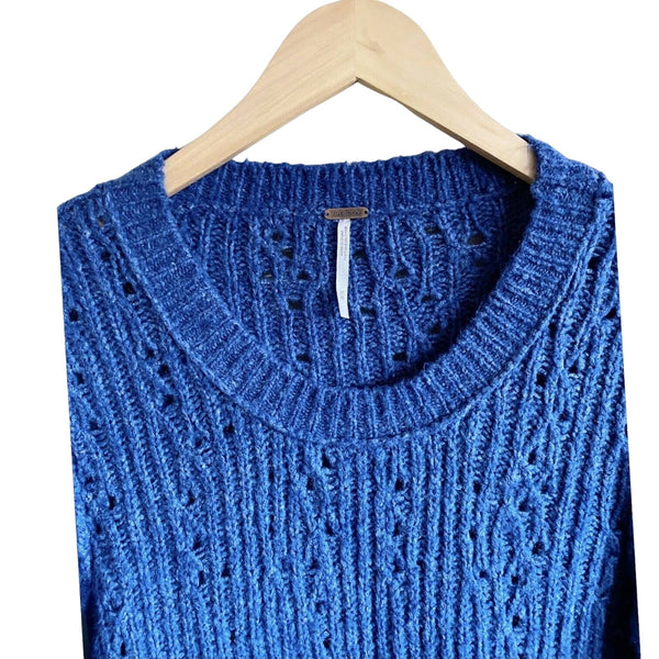FREE PEOPLE Soft Sweater Blue Scoop Neck Pullover Long Sleeves Knit Medium EUC